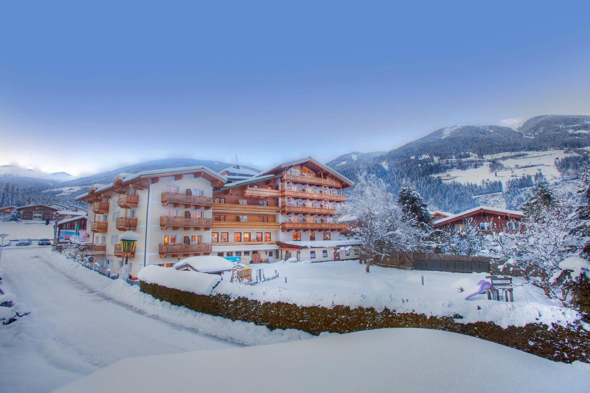 Hotel Steiger Neukirchen am Grossvenediger Exterior photo